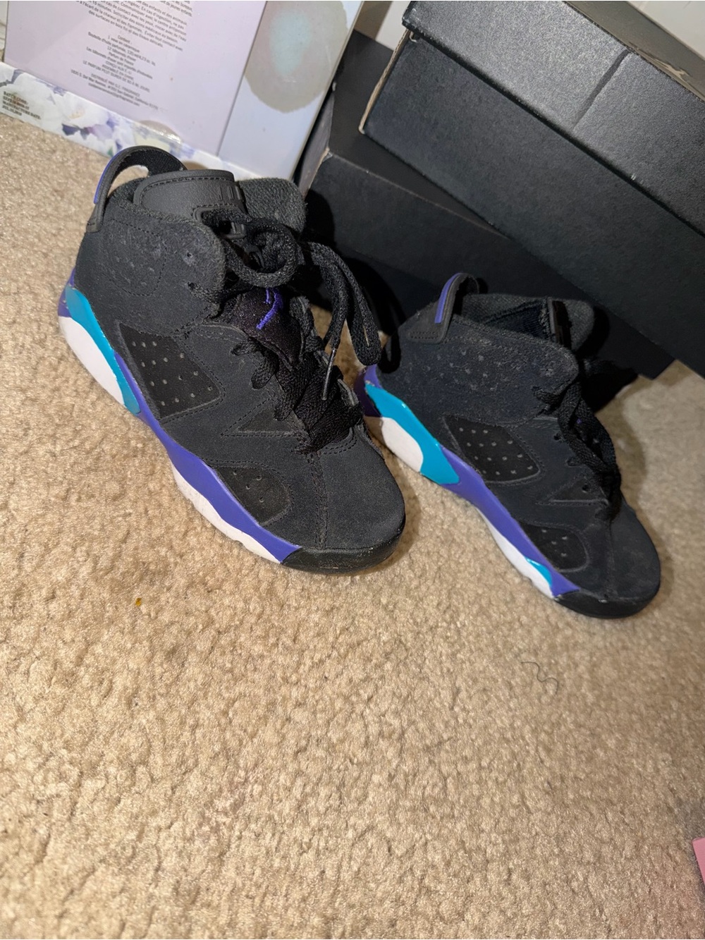 Kids Air Jordan 6 Black Purple Teal Sneakers Size 11